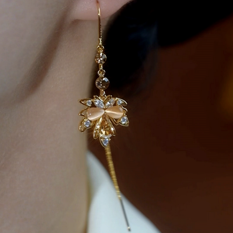14K Gold-Plated Luxury Maple Leaf Threader Earrings