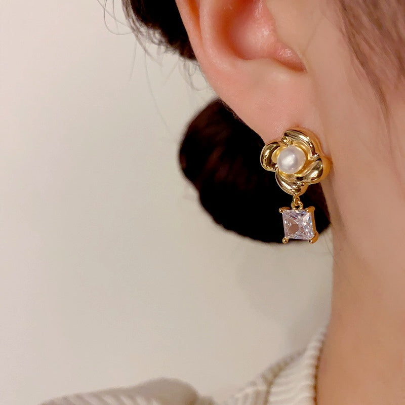 14K Gold-Plated Metal Pearl Flower Zircon Earrings