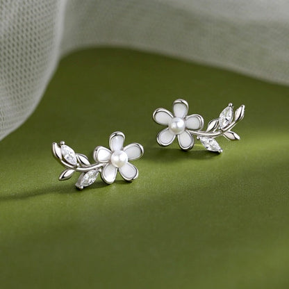 Sterling Silver Elegant Flower Stud Earrings