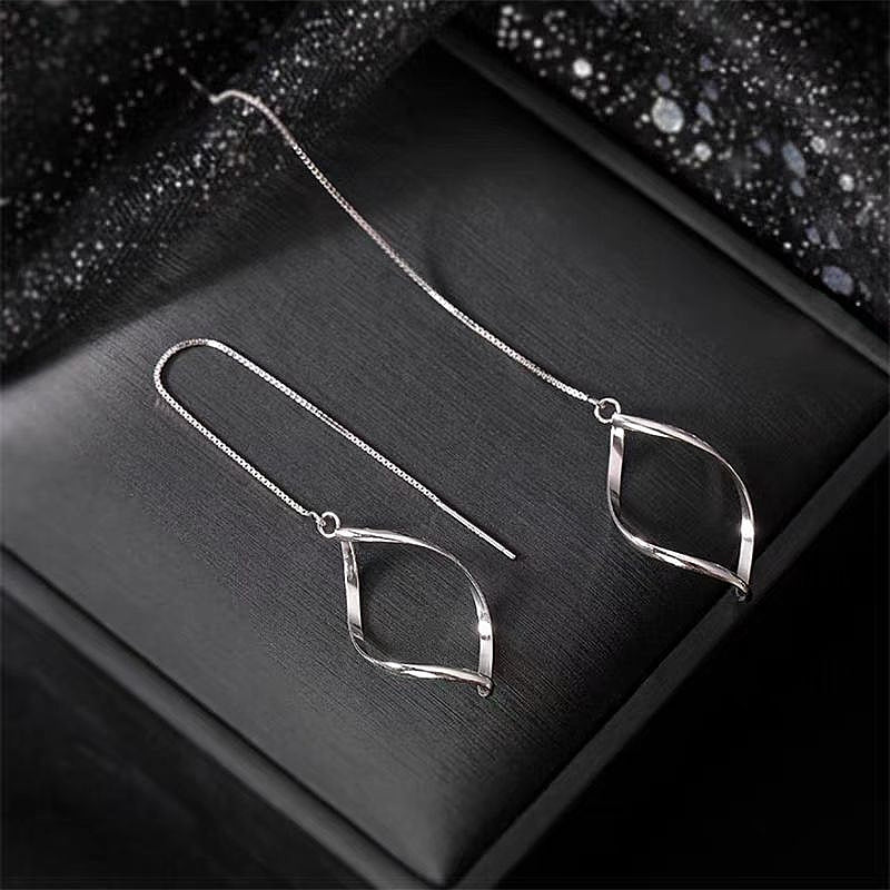 Sterling Silver Hollow Wavy Leaf Threader Earrings